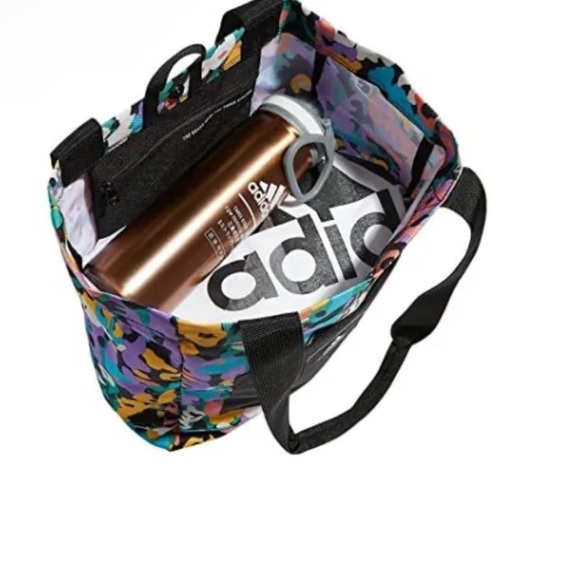 adidas Unisex Training EVERYDAY TOTE BAG Collection Zip pocket Floral Print - Picture 2 of 5